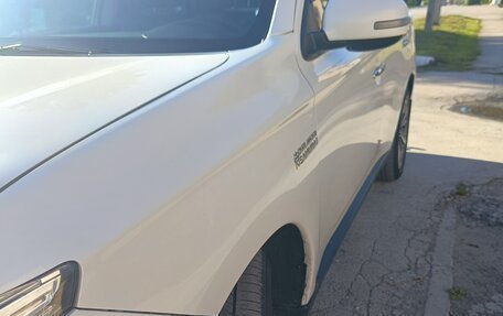 Mitsubishi Outlander III рестайлинг 3, 2012 год, 1 499 000 рублей, 4 фотография