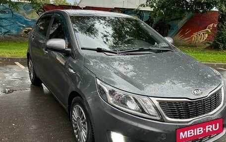 KIA Rio III рестайлинг, 2013 год, 835 000 рублей, 5 фотография