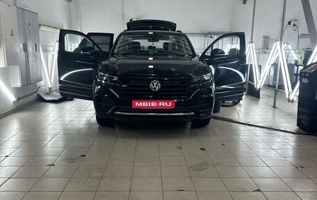 Volkswagen Touareg III, 2019 год, 4 990 000 рублей, 2 фотография