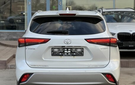 Toyota Highlander, 2025 год, 5 190 000 рублей, 6 фотография