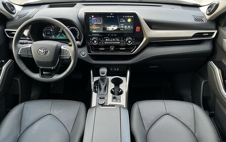 Toyota Highlander, 2025 год, 5 190 000 рублей, 7 фотография