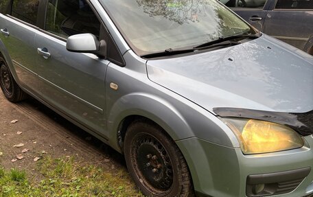 Ford Focus II рестайлинг, 2005 год, 375 000 рублей, 2 фотография