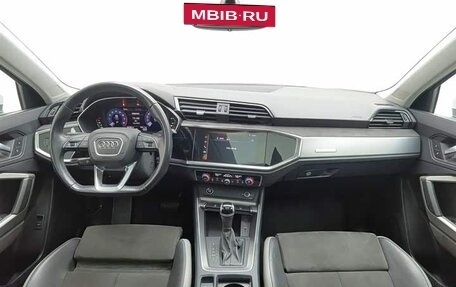 Audi Q3, 2021 год, 2 320 000 рублей, 2 фотография