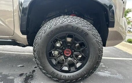 Toyota Tacoma, 2025 год, 7 000 000 рублей, 3 фотография