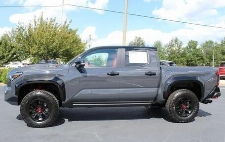 Toyota Tacoma, 2025 год, 7 000 000 рублей, 8 фотография