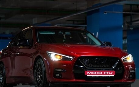 Infiniti Q50 I рестайлинг, 2015 год, 2 850 000 рублей, 2 фотография