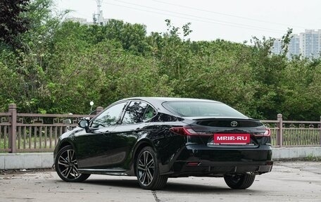 Toyota Camry, 2025 год, 4 990 000 рублей, 24 фотография