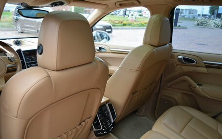 Porsche Cayenne III, 2013 год, 2 489 000 рублей, 14 фотография