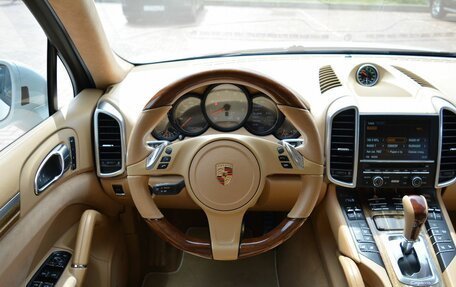 Porsche Cayenne III, 2013 год, 2 489 000 рублей, 28 фотография