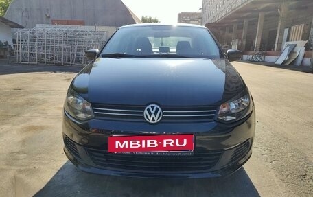 Volkswagen Polo VI (EU Market), 2014 год, 850 000 рублей, 1 фотография