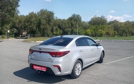 KIA Rio IV, 2018 год, 1 550 000 рублей, 1 фотография