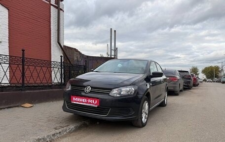 Volkswagen Polo VI (EU Market), 2013 год, 650 000 рублей, 1 фотография