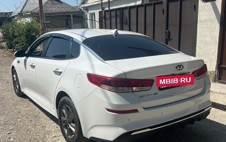 KIA Optima IV, 2020 год, 2 350 000 рублей, 2 фотография