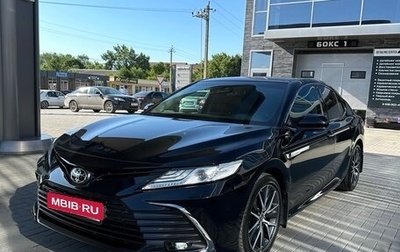 Toyota Camry, 2021 год, 3 750 000 рублей, 1 фотография