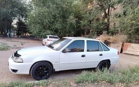 Daewoo Nexia I рестайлинг, 2013 год, 350 000 рублей, 1 фотография