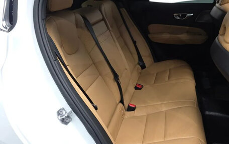 Volvo S60 III, 2022 год, 2 980 065 рублей, 14 фотография