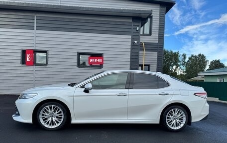 Toyota Camry, 2018 год, 3 000 000 рублей, 7 фотография