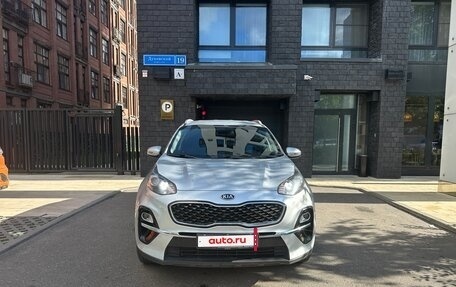 KIA Sportage IV рестайлинг, 2018 год, 1 550 000 рублей, 2 фотография