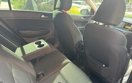 KIA Sportage IV рестайлинг, 2018 год, 1 550 000 рублей, 15 фотография