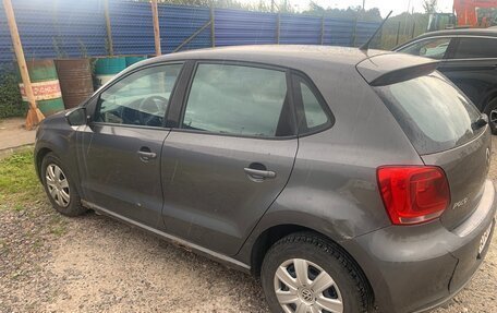 Volkswagen Polo VI (EU Market), 2011 год, 510 000 рублей, 2 фотография