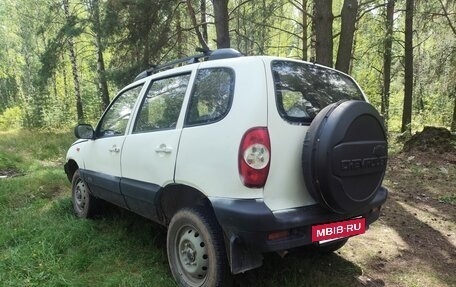 Chevrolet Niva I рестайлинг, 2004 год, 220 000 рублей, 8 фотография