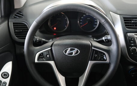 Hyundai Solaris II рестайлинг, 2015 год, 899 000 рублей, 13 фотография