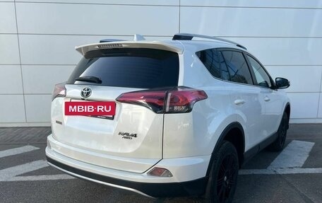 Toyota RAV4, 2017 год, 2 070 000 рублей, 6 фотография