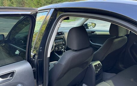 Volkswagen Jetta VI, 2012 год, 890 000 рублей, 16 фотография
