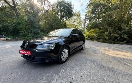 Volkswagen Jetta VI, 2012 год, 890 000 рублей, 8 фотография