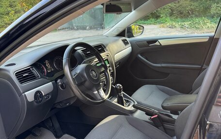 Volkswagen Jetta VI, 2012 год, 890 000 рублей, 18 фотография