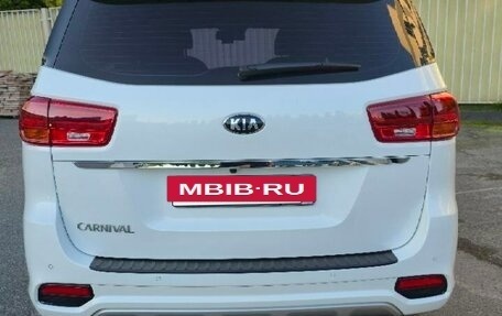 KIA Carnival III, 2020 год, 3 400 000 рублей, 2 фотография