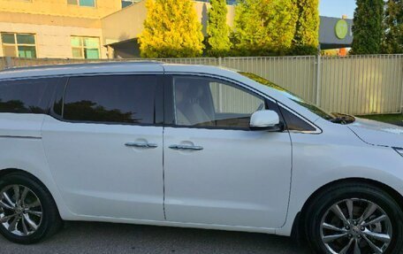 KIA Carnival III, 2020 год, 3 400 000 рублей, 8 фотография