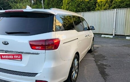 KIA Carnival III, 2020 год, 3 400 000 рублей, 6 фотография