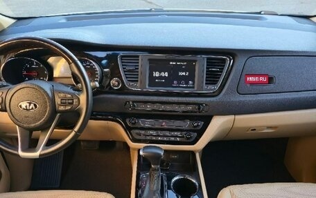 KIA Carnival III, 2020 год, 3 400 000 рублей, 11 фотография