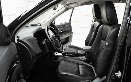 Mitsubishi Outlander III рестайлинг 3, 2015 год, 1 295 000 рублей, 7 фотография