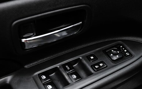 Mitsubishi Outlander III рестайлинг 3, 2015 год, 1 295 000 рублей, 9 фотография