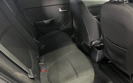 KIA Rio III рестайлинг, 2014 год, 835 000 рублей, 10 фотография