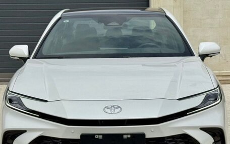Toyota Camry, 2025 год, 4 200 000 рублей, 7 фотография