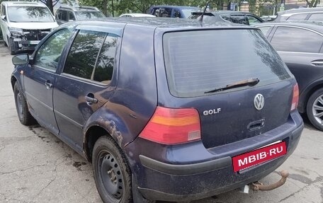 Volkswagen Golf IV, 1999 год, 140 000 рублей, 2 фотография