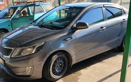 KIA Rio III рестайлинг, 2013 год, 850 000 рублей, 3 фотография