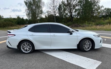 Toyota Camry, 2019 год, 2 999 999 рублей, 4 фотография