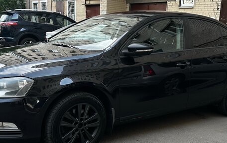 Volkswagen Passat B7, 2013 год, 840 000 рублей, 2 фотография