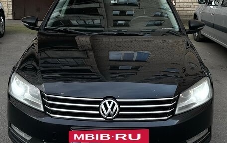 Volkswagen Passat B7, 2013 год, 840 000 рублей, 4 фотография