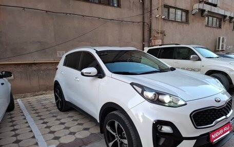 KIA Sportage IV рестайлинг, 2019 год, 2 150 000 рублей, 2 фотография