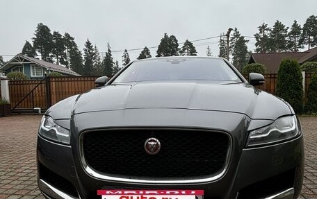 Jaguar XF II, 2016 год, 1 930 000 рублей, 2 фотография