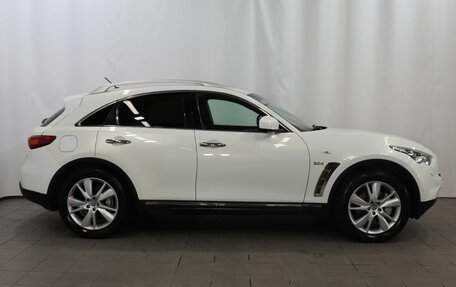 Infiniti QX70, 2014 год, 1 799 000 рублей, 7 фотография