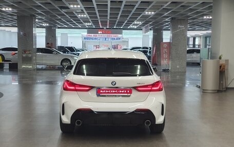 BMW 1 серия, 2022 год, 2 500 001 рублей, 4 фотография