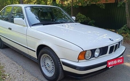 BMW 5 серия, 1989 год, 2 500 000 рублей, 4 фотография