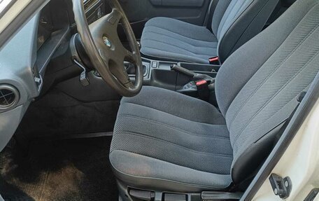 BMW 5 серия, 1989 год, 2 500 000 рублей, 14 фотография
