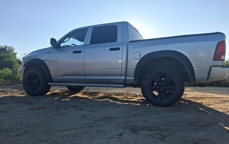 Dodge RAM IV, 2017 год, 3 500 000 рублей, 2 фотография